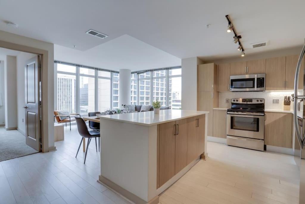 Wonderful 2Br Apartment At Crystal City 阿林顿 外观 照片