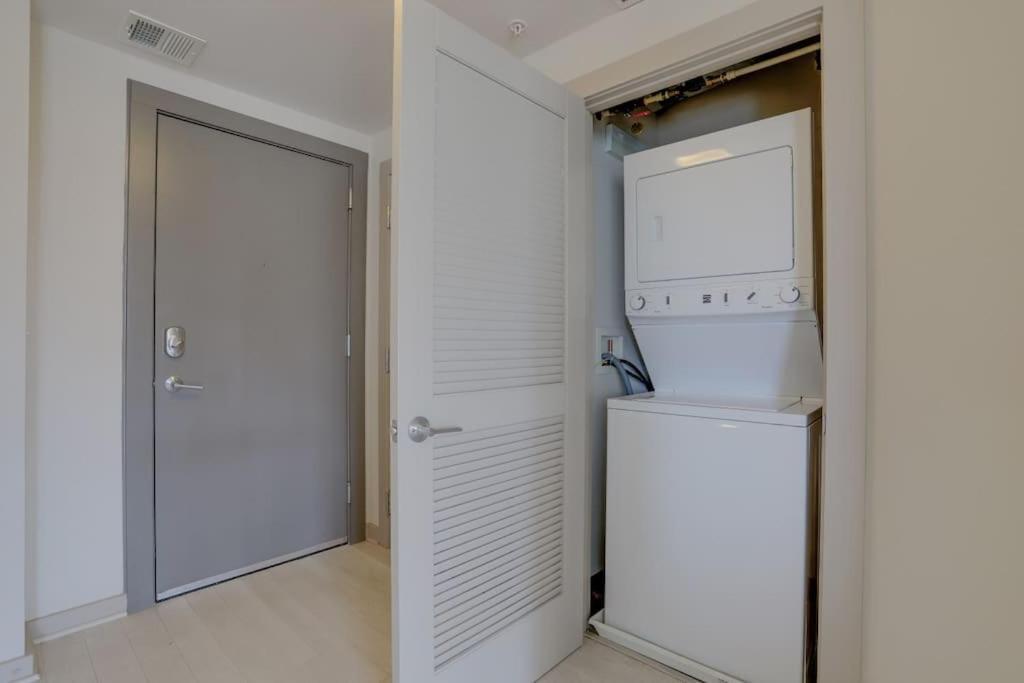 Wonderful 2Br Apartment At Crystal City 阿林顿 外观 照片