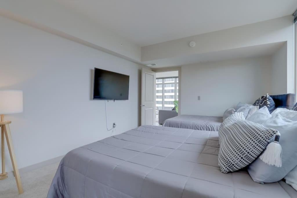 Wonderful 2Br Apartment At Crystal City 阿林顿 外观 照片