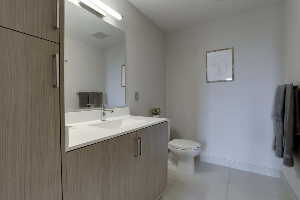Wonderful 2Br Apartment At Crystal City 阿林顿 外观 照片